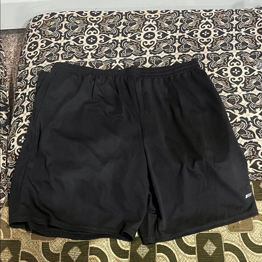 🩳 Amazon Essentials Men’s Active Mesh Shorts (Black) size XL